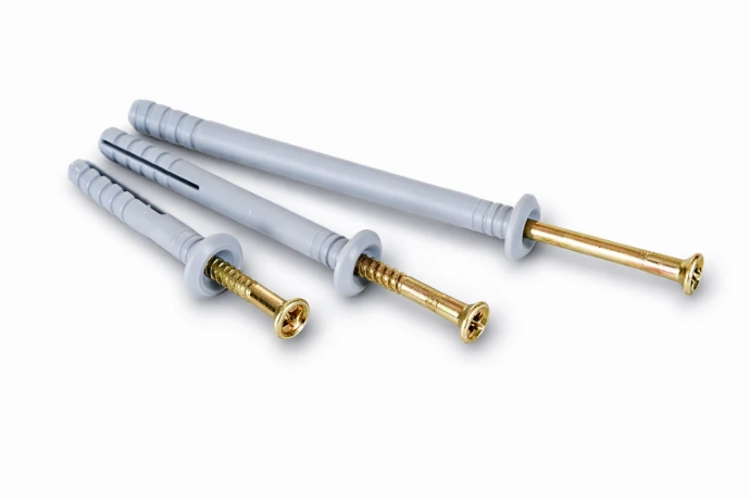 Accessoires ITE : chevilles avec vis pour fixation du rail de départ
