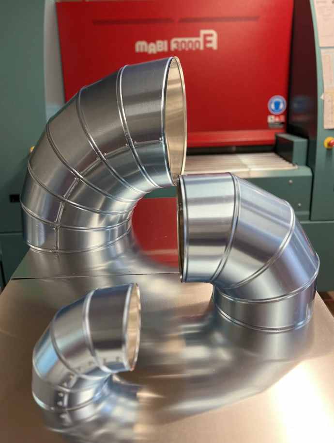 Tôle préformée aluminium et inox pour protection de calorifuge