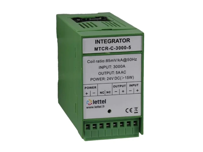 Convertisseur LETTEL MTCR-C-3000-5 en boîtier vert avec bornes de raccordement et indication de sortie 5 A